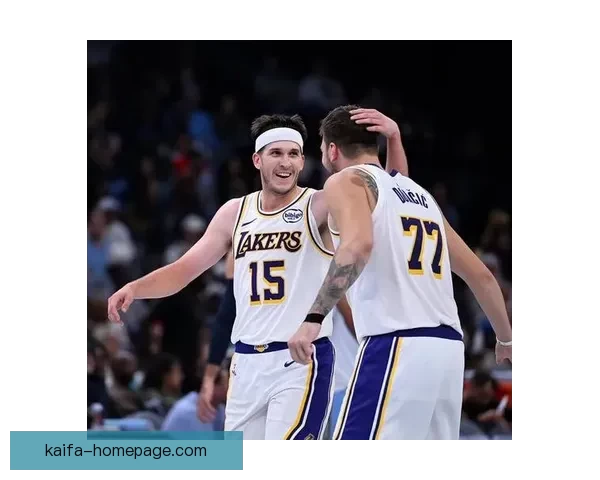 里夫斯赞扬球队拼搏精神 期待斯马特下场比赛顺利复出